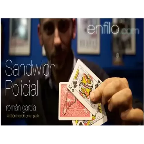 Sandwich Policial by Roman Garcia