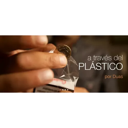 A Traves Del Plastico by Duas