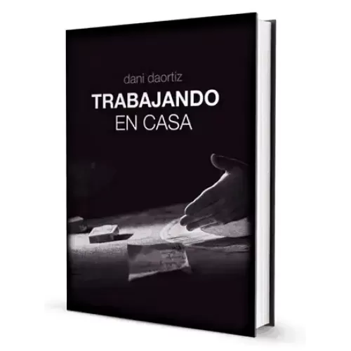 Trabajando En Casa by Dani Daortiz