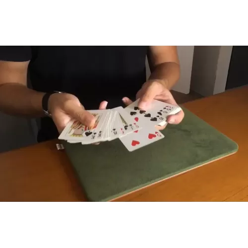 Membership Series – Hofzinser Ace Problem by Edo Huang