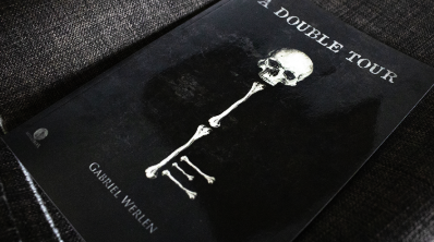 A Double Tour by Gabriel Werlen & Marchand de trucs & Mindbox (French)